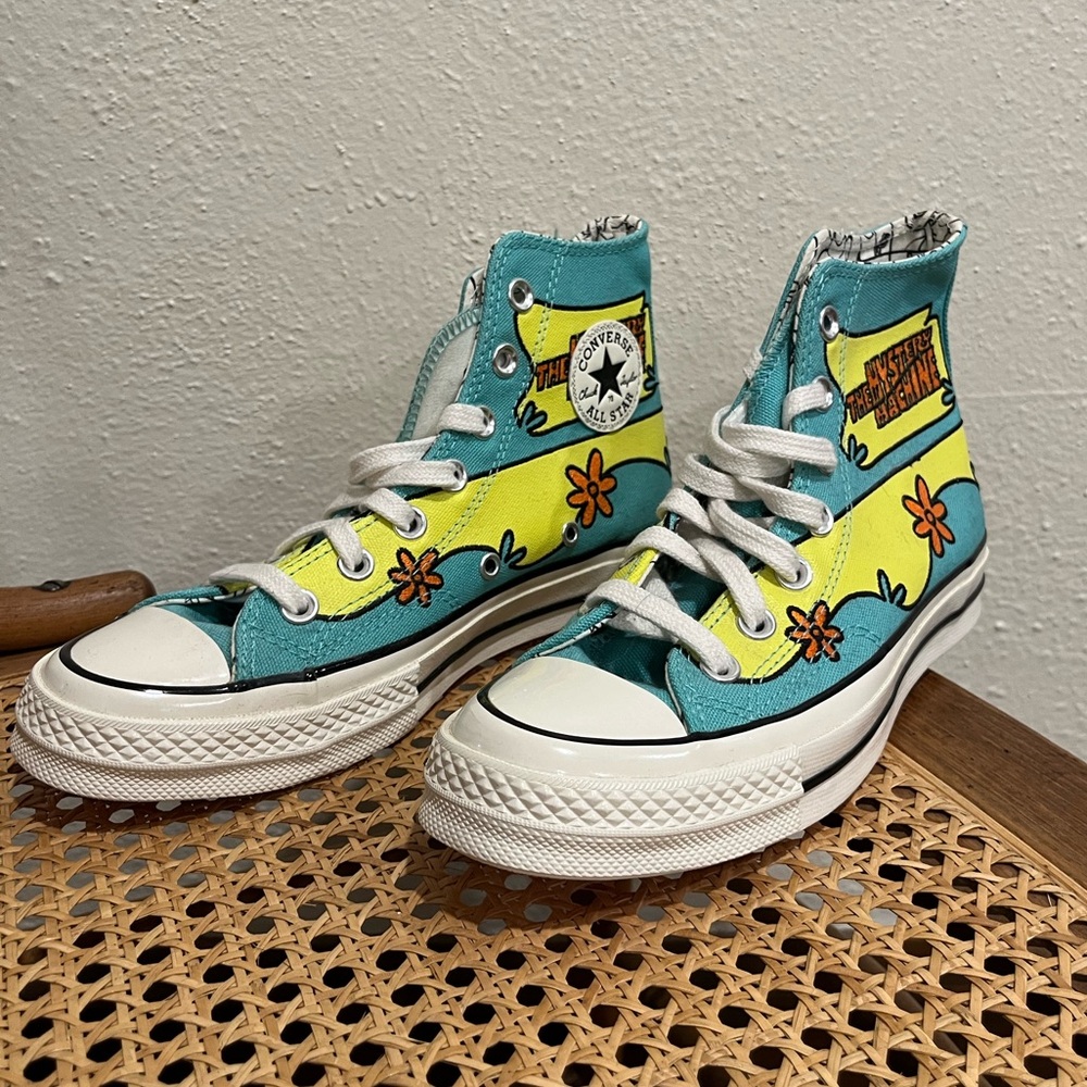 NEW Scooby-Doo CONVERSE